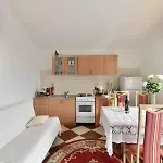 아파트 Mlikotic