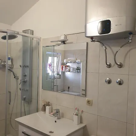 Apartmani Mlikotić Dugi Rat