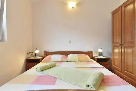 Apartman Apartmani Mlikotić
