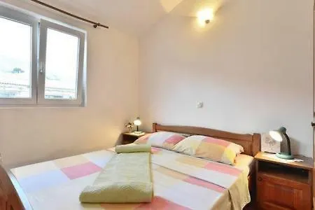 Apartman Mlikotic Dugi Rat